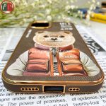 قاب مدل نیمی (nimmy) سه بعدی طرح خرس تدی گلدوزی شده مناسب برای گوشی آیفون – Iphone 13 - Image 2